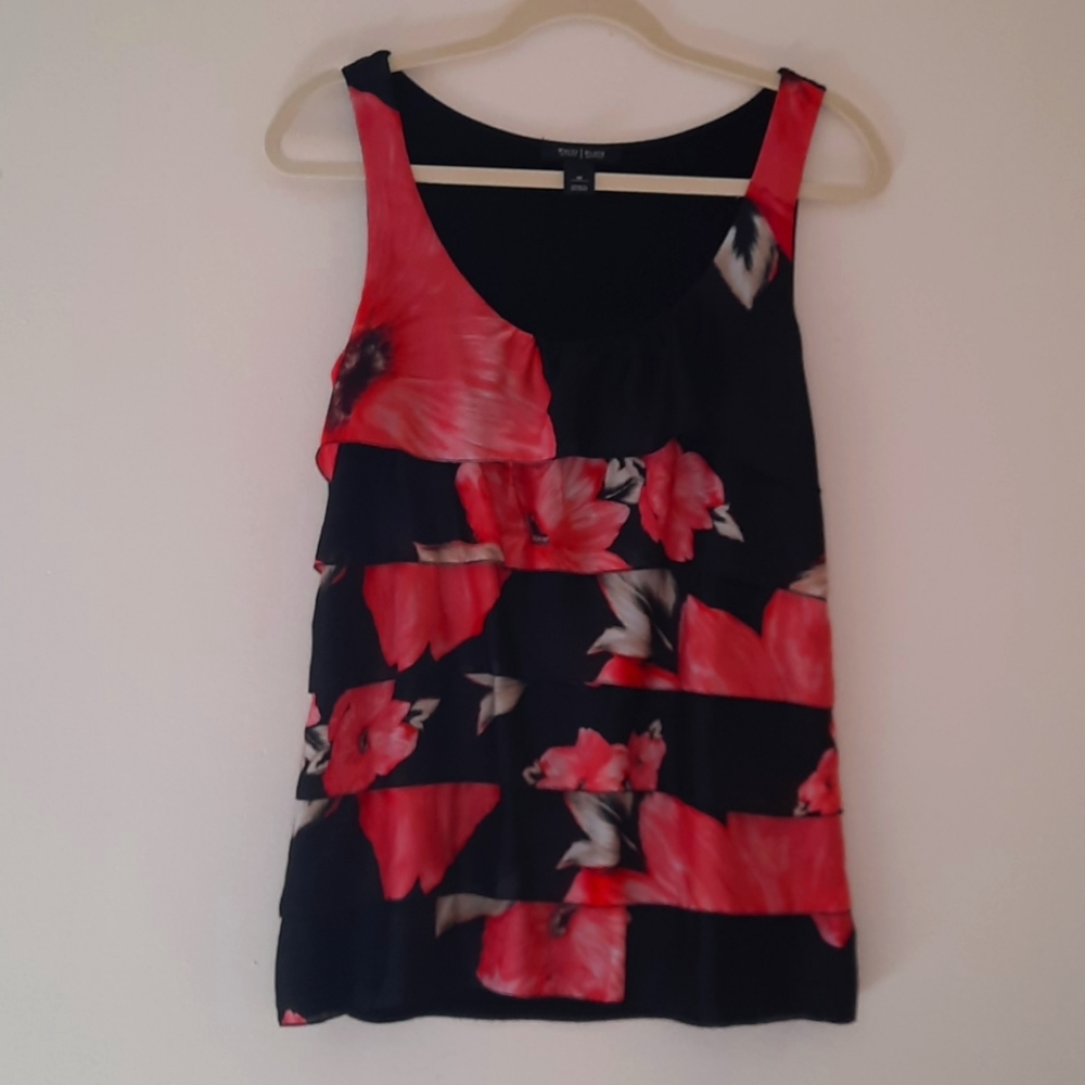 White House Black Market Floral Shirt Sz Medium